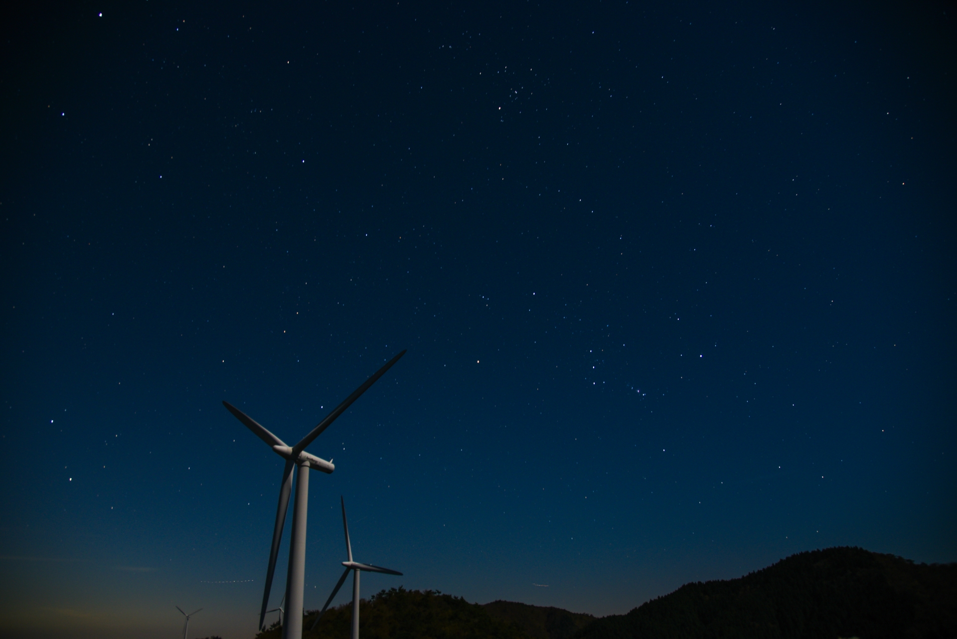 Full Screen Background